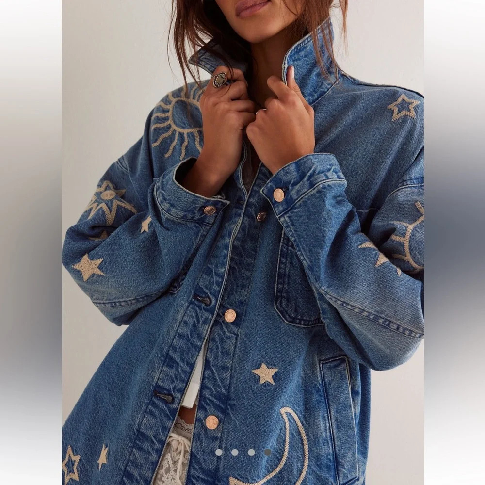 We The Free Blue Jean Jacket with Beige Embroidery like new - Picture 3 of 4